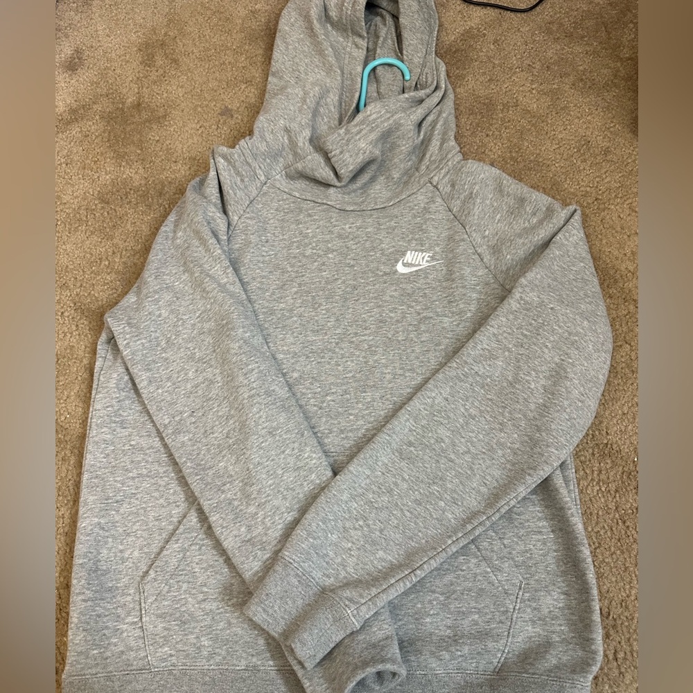 Nike pullover hoodie